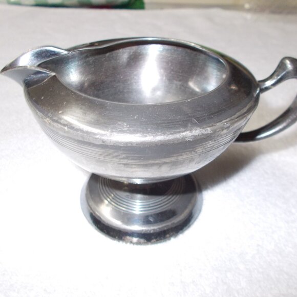 Vintage 920 Silver plate Creamer - Picture 2 of 4